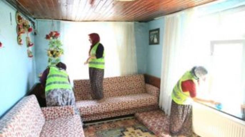 Seydişehir Belediyesi&rsquo;nden Temizlik Hizmeti