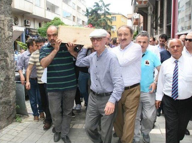 Ali Özbak İçin Ziya Bey Sosyal Tesisleri’nde Tören Düzenlendi