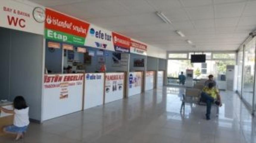 Alaplı Terminali Bayram &Ouml;ncesi Sakin