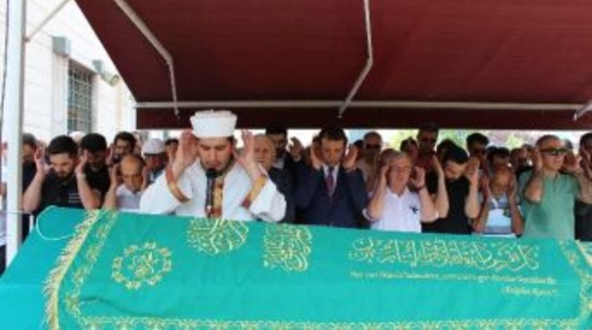 Matematikçi Fırat Bayır Son Yolculuğuna Uğurlandı