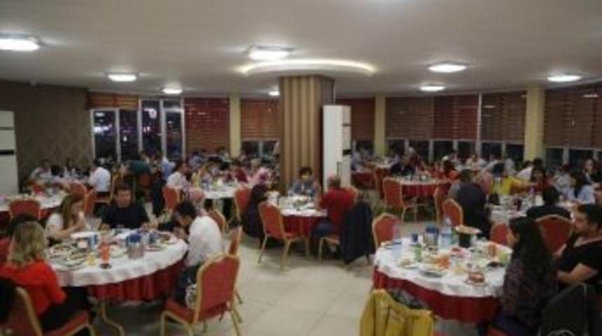 Ab İstihdam Projesi Ekibi İftar Yemeği D&uuml;zenledi
