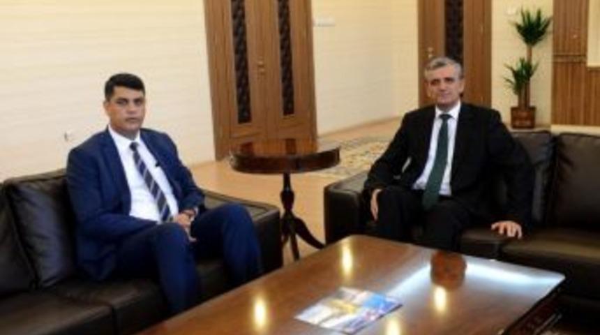Vali &Ouml;zefe, Azerbaycan&rsquo;ın Kars Başkonsolosu Ayhan S&uuml;leymanov&rsquo;u Kabul Etti