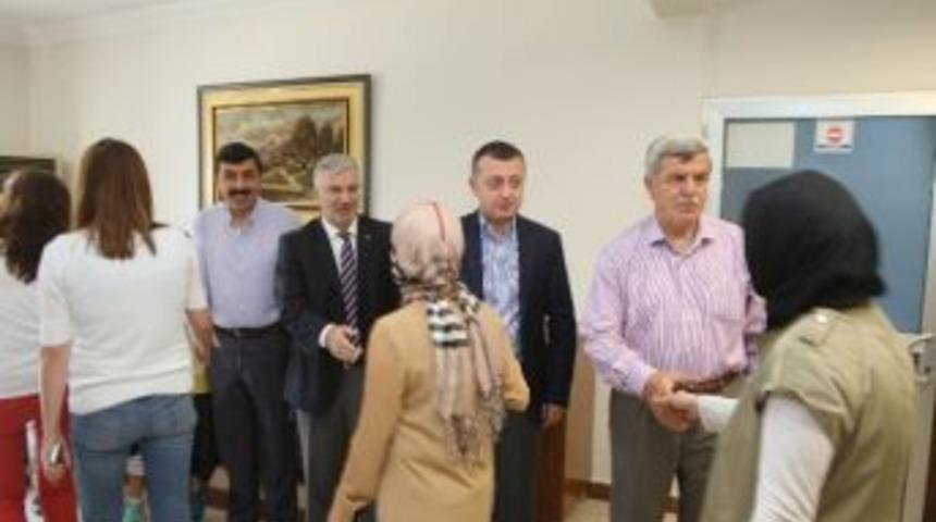 Başkan Karaosmanoğlu İzaydaş Ailesi İle Bayramlaştı