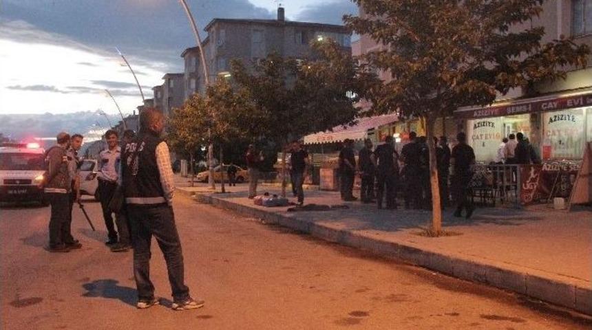 İftar Vakti &Ccedil;ay Ocağına Bı&ccedil;aklı Baskın: 7 Yaralı