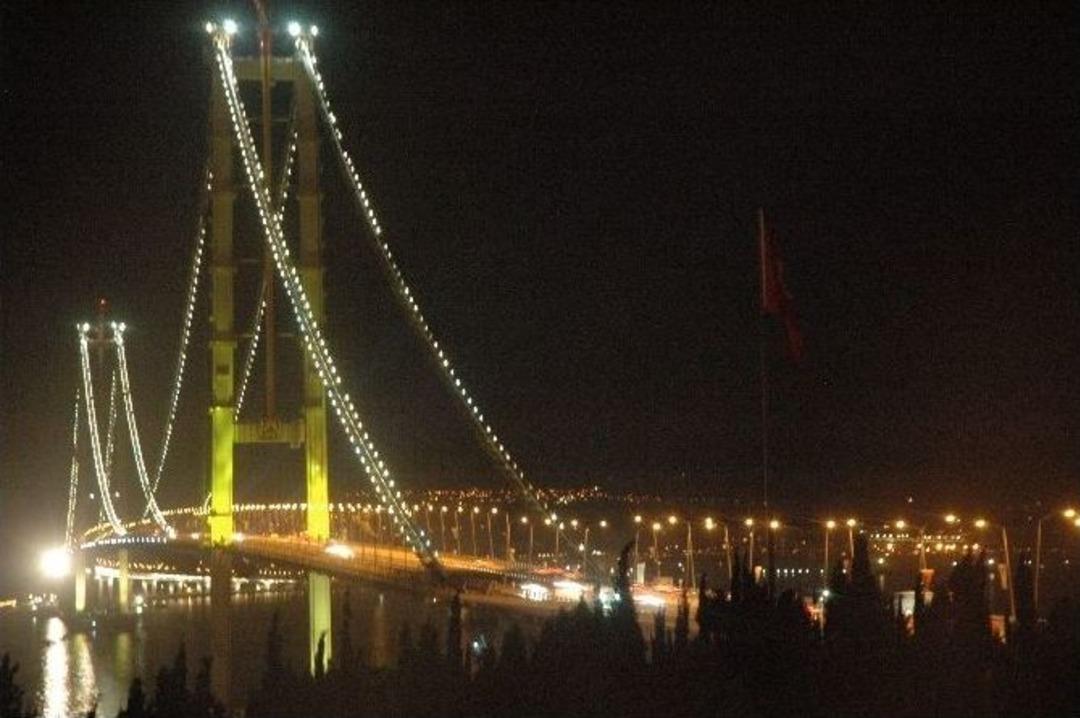 Osmangazi K&ouml;pr&uuml;s&uuml;&rsquo;nde Selfie &Ccedil;ılgınlığı