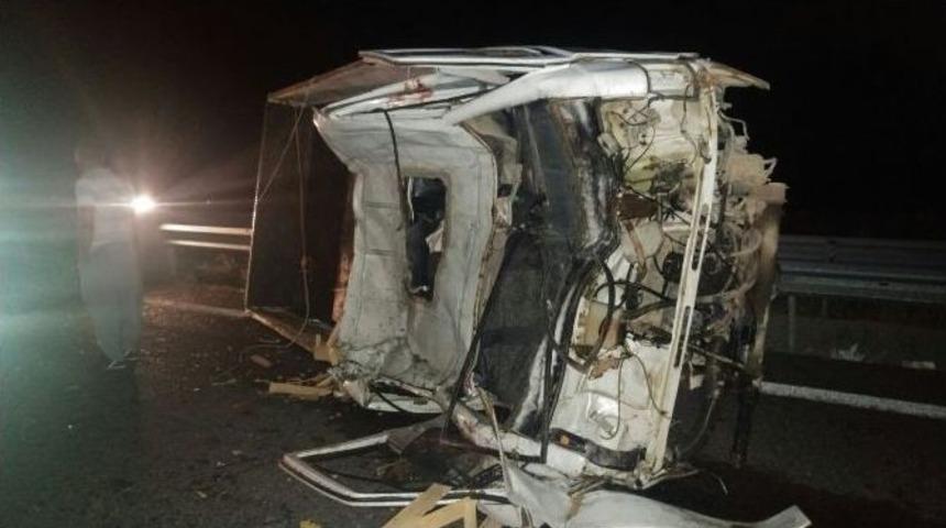 Konya&rsquo;nın Ereğli İl&ccedil;esinde Meydana Gelen Kazada 1&rsquo;i Ağır 4 Kişi Yaralandı