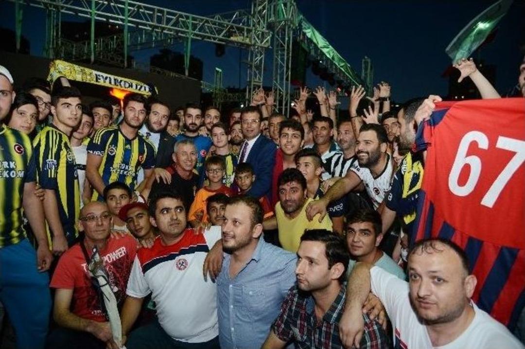 Beylikd&uuml;z&uuml;&rsquo;nde 15 Bin Kişilik İftar