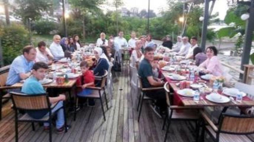 Fatsa Devlet Hastanesi &Ccedil;alışanları İftarda Buluştu