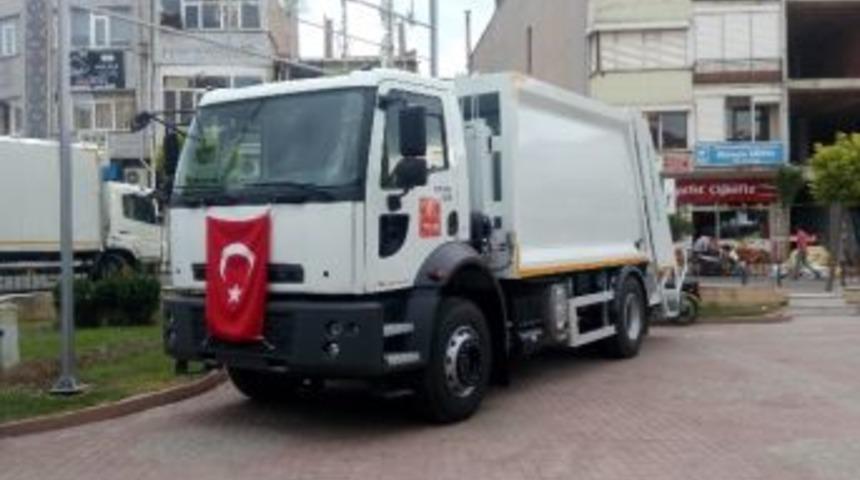 Hayrabolu Belediyesi&rsquo;ne Hibe &Ccedil;&ouml;p Kamyonu