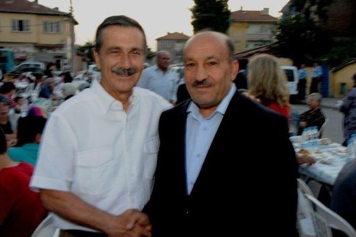 Bin 500 Kişi Aynı Sofrada Oruçlarını Açtı G2