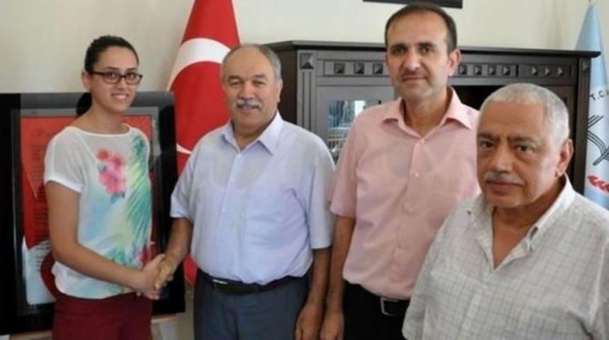 İşler Personellerle Bayramlaştı