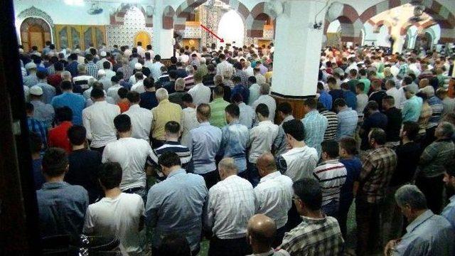 Adana’daki Camide Yaşanan Canlı Bomba Paniğinden Sonra Gazinantep’teki Camide İşid Korkusu