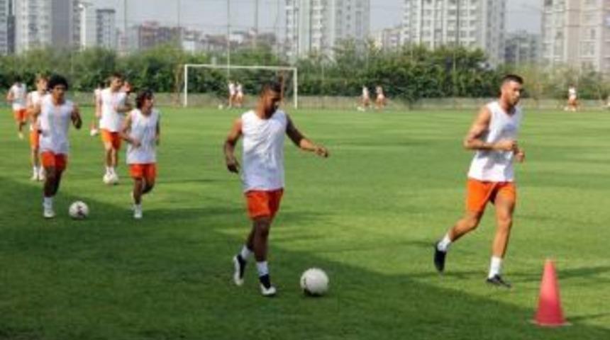 Adanaspor&rsquo;da Hazırlıklar S&uuml;r&uuml;yor