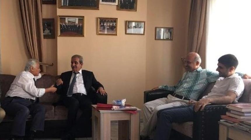 Demirkol&rsquo;dan İstanbul Viranşehirliler Derneği&rsquo;ne Ziyaret