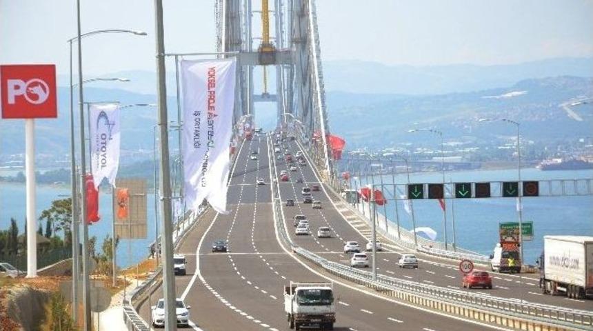 Osmangazi K&ouml;pr&uuml;s&uuml;&rsquo;nde Bayram Yoğunluğu