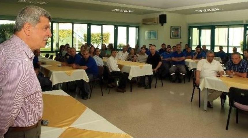 Başkan Karaosmanoğlu, İzmit Su &Ccedil;alışanlarıyla Bayramlaştı