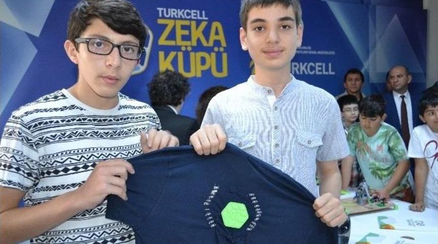 Akıllı Tiş&ouml;rt