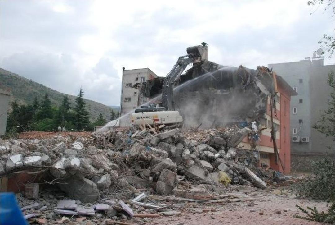 Tokat&rsquo;ta 30 Milyon Tl&rsquo;lik Meydan &Ccedil;arşısı Projesinin 1. Etabı Başladı