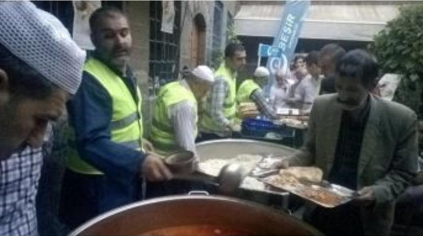 Beşir Derneği&rsquo;nden Yoksul Ailelere Yardım