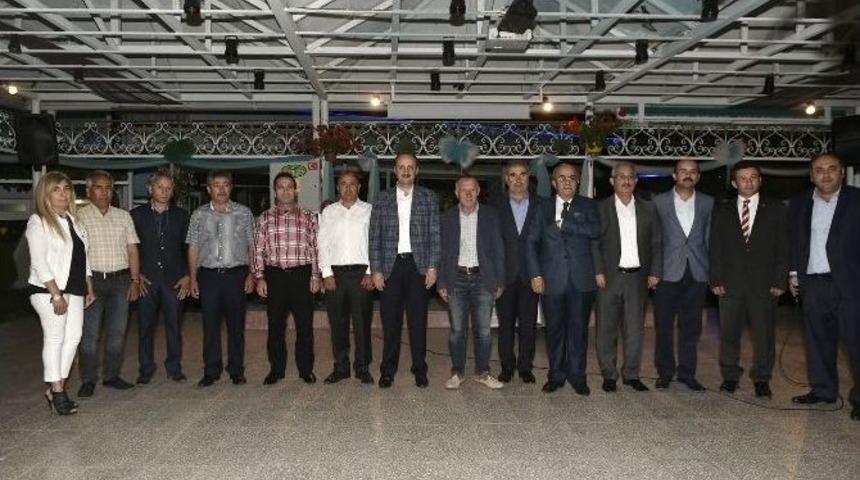 Akg&uuml;l Mamaklı Sanayici Ve İş Adamlarıyla İftarda Buluştu