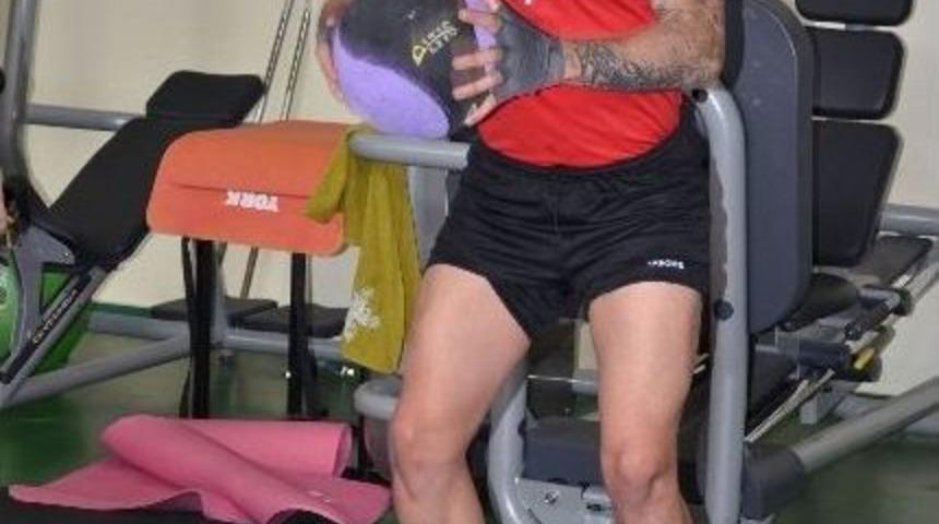 Sivasspor, Yeni Sezon Hazırlıklarına S&uuml;rd&uuml;r&uuml;yor