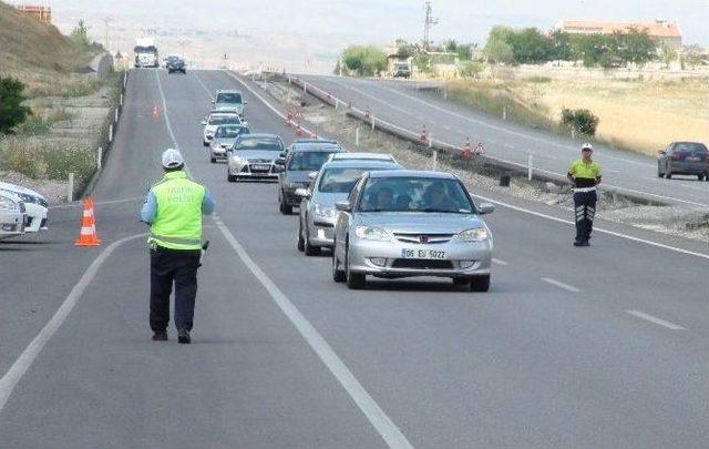 Yozgat Emniyet Müdürlüğü Trafik Ekipleri Denetimleri Artırdı