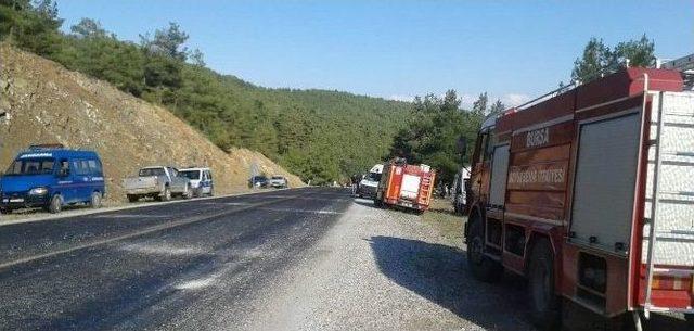 Minibüs Şarampole Uçtu: 1 Ölü, 13 Yaralı