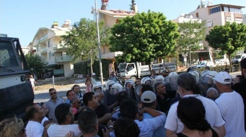 Didim&rsquo;de Sivas Olaylarına Anma Etkinliğinde Gerginlik