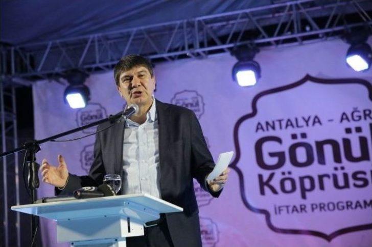 Antalya Ekibi Ağrı’da İftar Yemeği Verdi G3