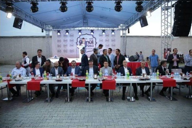 Antalya Ekibi Ağrı’da İftar Yemeği Verdi G4