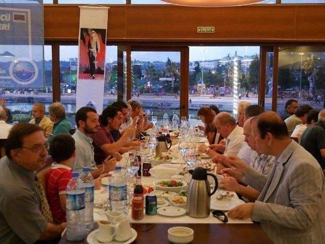 Büyükçekmece Belediyesi’nden Terör Olayları Nedeniyle Festivale Katılmak İstemeyen Ülkelere Taahhüt