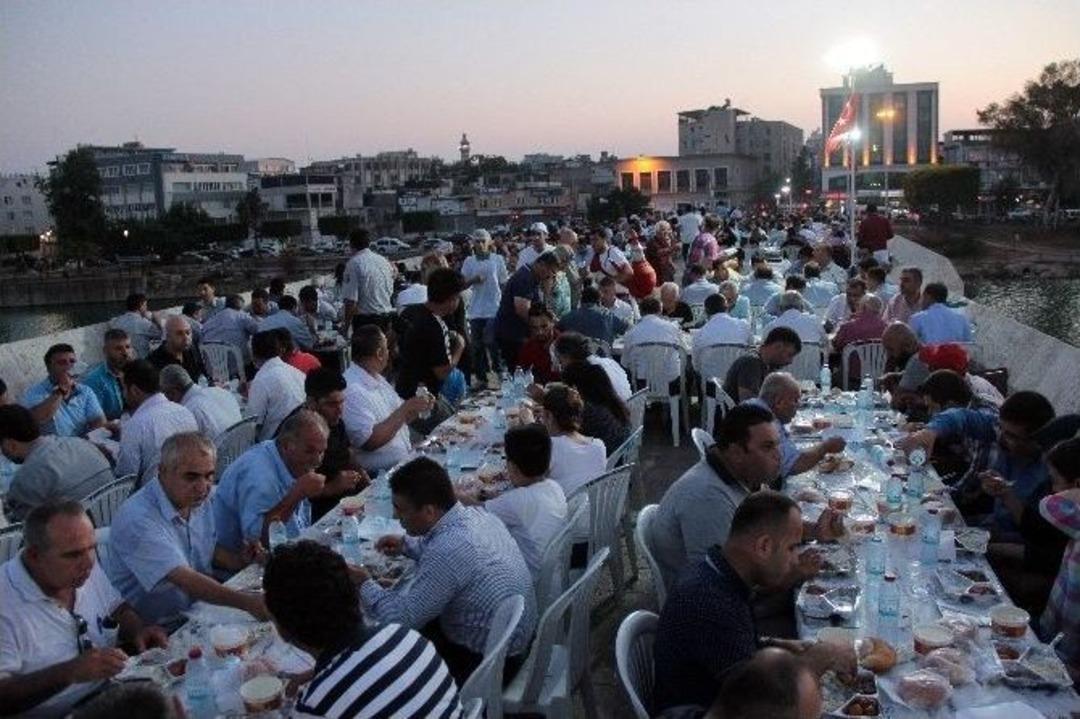 Taşk&ouml;pr&uuml;&rsquo;de İftar Ve Bayramlaşma