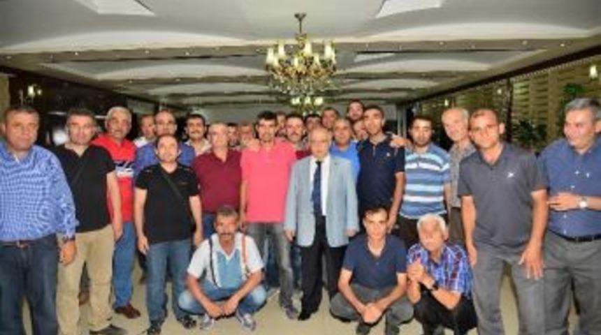 Vali Necati Şent&uuml;rk, İşitme Engelliler Spor Kul&uuml;b&uuml; &Uuml;yeleri İle Bir Araya Geldi