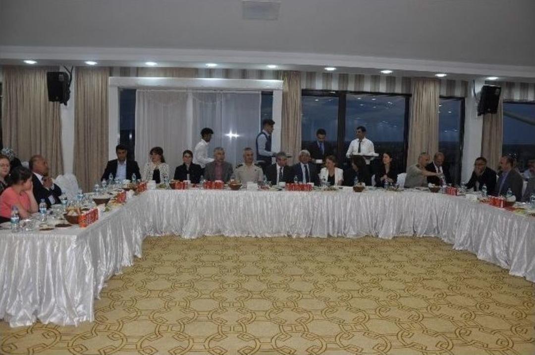 Başkan Kara&ccedil;anta, Şehit Ve Gazi Aileleriyle İftarda Buluştu