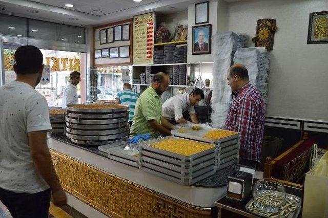 Diyarbakır’da Tatlı Siparişleri Patladı