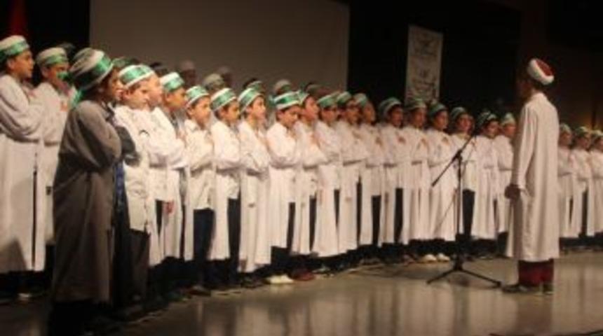 Vuslat&rsquo;ın Hafızları Karnelerini Aldı