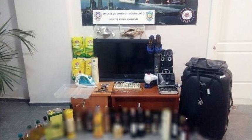 İzmir&rsquo;de Villa Hırsızları Yakalandı