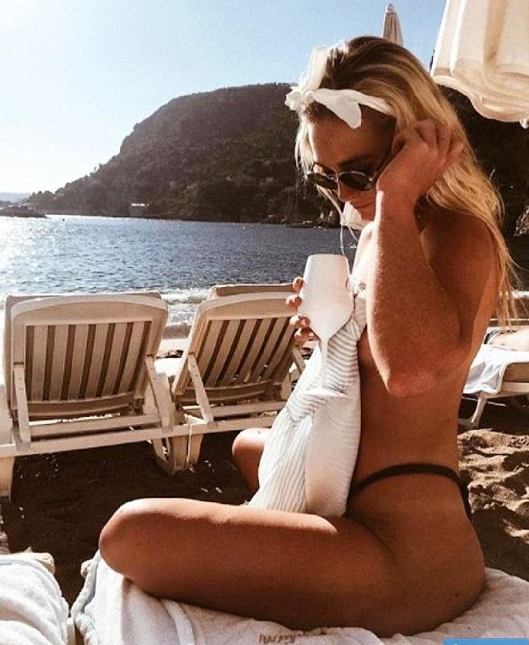 Instagram fenomeni &uuml;nl&uuml; milyarderin yatında &ouml;l&uuml; bulundu 