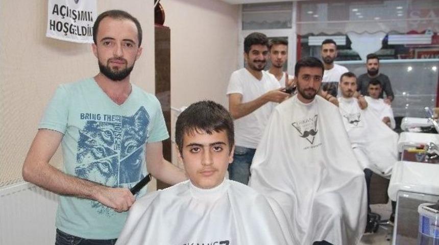 Berberlerin Bayram Mesaisi Başladı