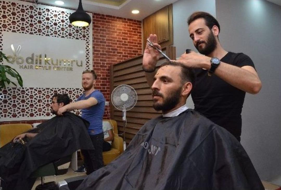 Berber Ve Kuaf&ouml;rlerde Bayram Yoğunluğu