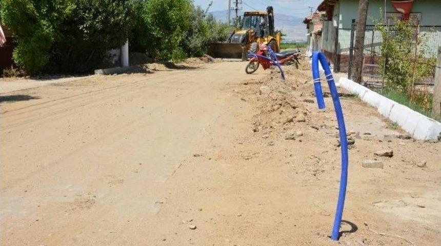 Hacıaliler Mahallesi&rsquo;nin İ&ccedil;me Suyu Hattı Yenilendi