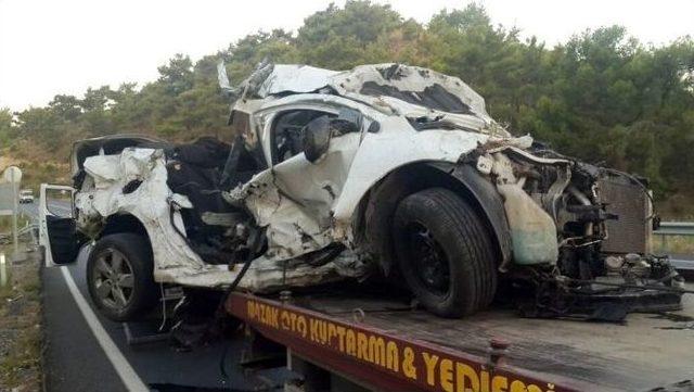 Antalya’da Trafik Kazası: 2 Yaralı