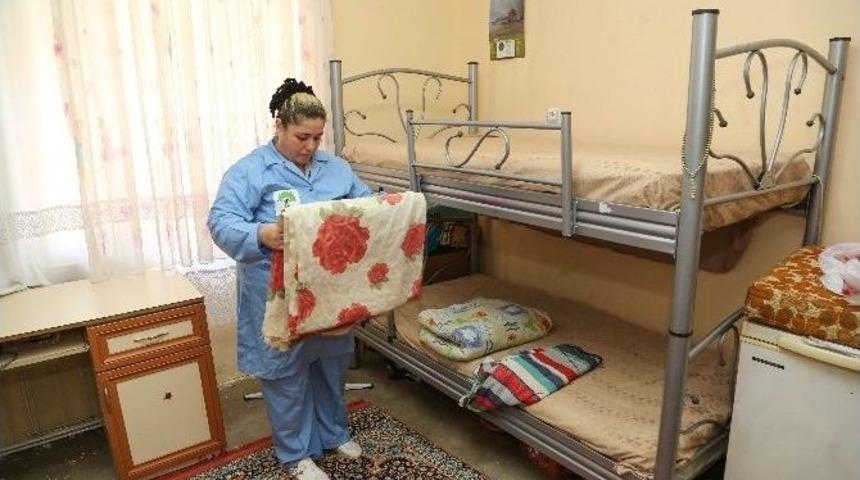 Şehitkamil&rsquo;in Bayram Temizliği Yaşlıları Sevindirdi