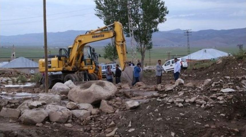 &Ccedil;aldıran&rsquo;daki Sel Felaketinin Ardından