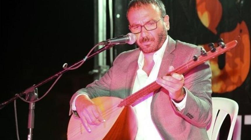 T&uuml;rk&uuml;ler Sivas İ&ccedil;in S&ouml;ylendi