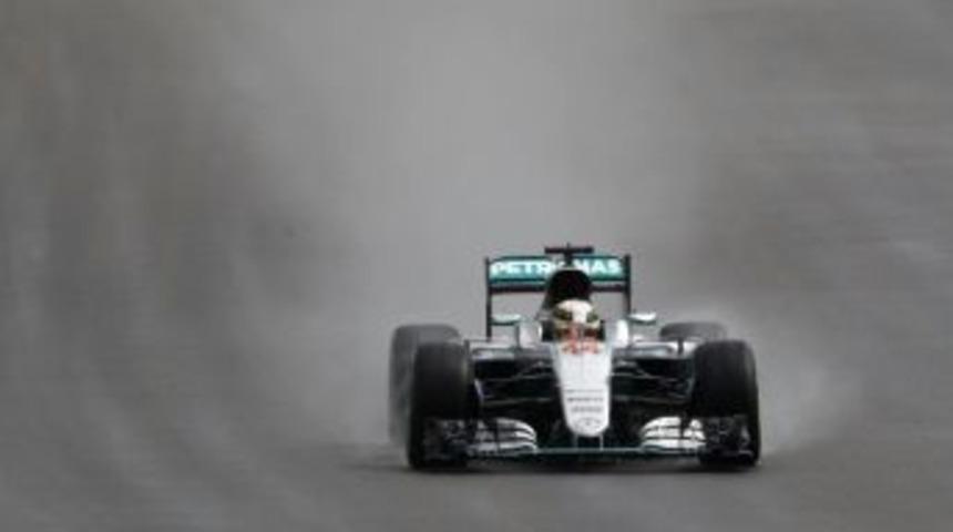 Formula 1 Avusturya Grand Prix&rsquo;de Kazanan Lewis Hamilton Oldu