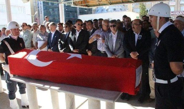 Kazada Hayatını Kaybeden İller İdaresi Genel Müdürlüğü Daire Başkanı Son Yolculuğuna Uğurlandı