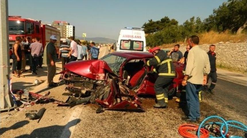 Soma&rsquo;da Anne İle Oğlu Ayıran Kaza: 1 &Ouml;l&uuml;, 1 Yaralı