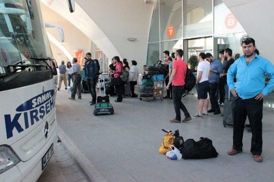 İ&ccedil; Anadolu&rsquo;ya Geliş Ve Tatil Y&ouml;releri İ&ccedil;in Otob&uuml;s Firmaları Ek Seferler Oluşturdu