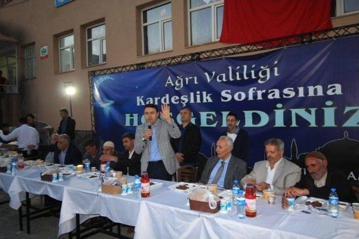 Mehmet Akif Ersoy Mahallesi’nde “kardeşlik Sofrası” Kuruldu G1